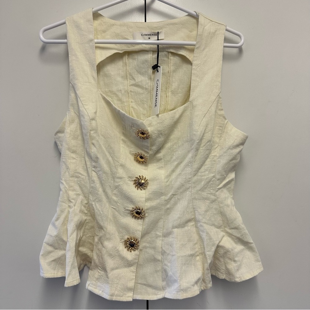 Commense Cream Buttoned Tank Top - Picture 4 of 12